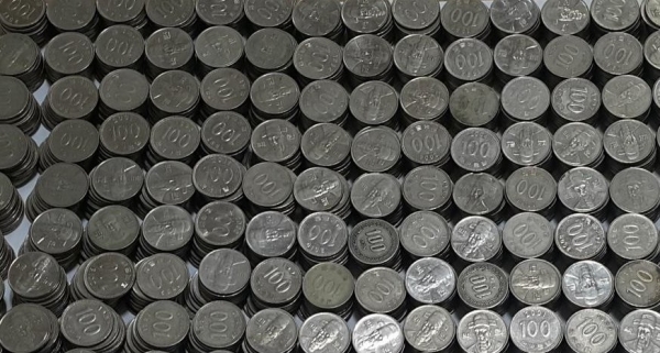 ▲집에 묵혀놓는 동전으로 인해 지난해 동전 발행에 182억원이 투입된 것으로 나타났다. 사진은 100원 동전.