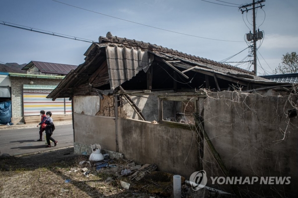 [韓경제 아킬레스건](6) 지방 소멸 위험지수 : 수도권 밖 도시들의 연쇄 폐사